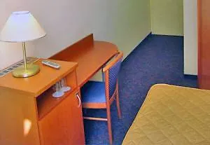 ***  בריסל Hotel Belmont בלגיה