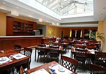 ***  בריסל Hotel Belmont בלגיה