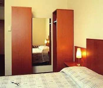 בריסל Hotel Belmont